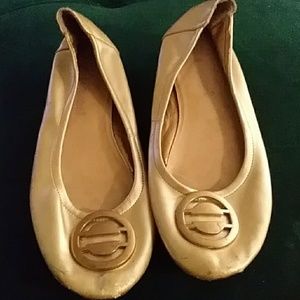 Women's dress flats